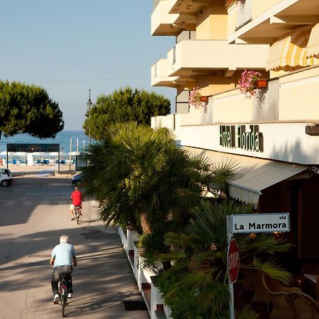 Hotel Florida Silvi Marina Dış mekan fotoğraf