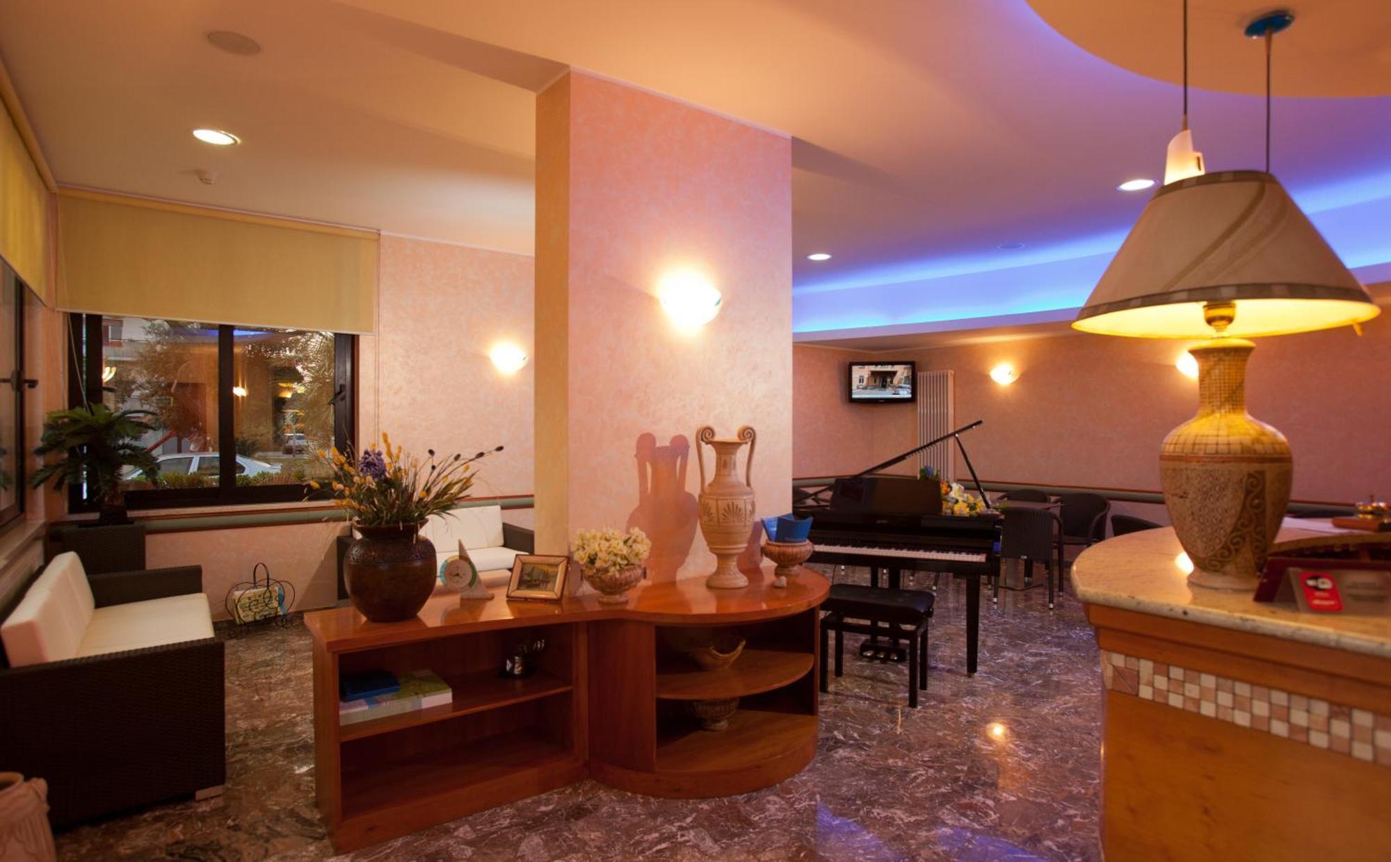 Hotel Florida Silvi Marina Dış mekan fotoğraf