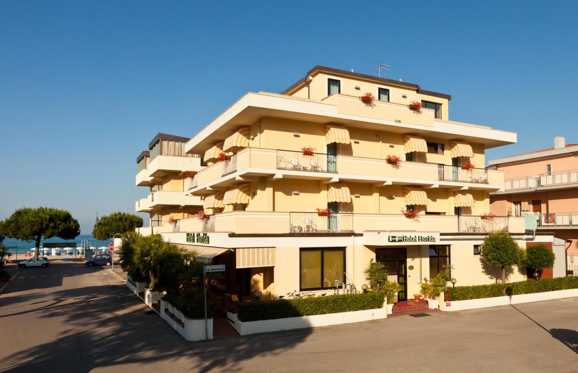 Hotel Florida Silvi Marina Dış mekan fotoğraf