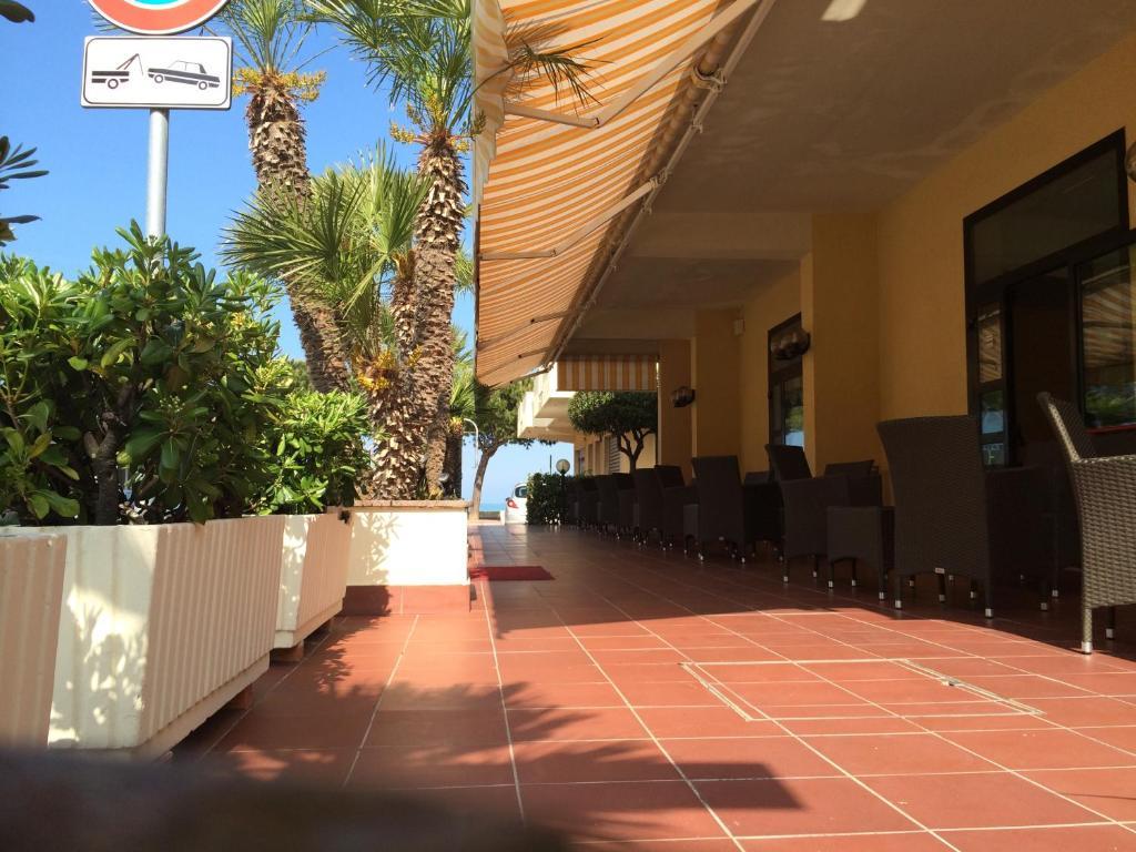Hotel Florida Silvi Marina Dış mekan fotoğraf
